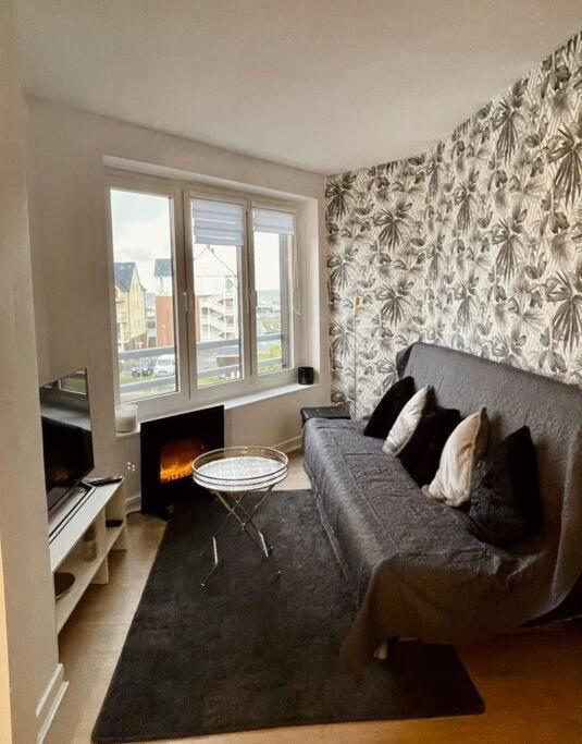 La Marina-Studio, Vue Mer Avec Balneo Deauville Eksteriør billede
